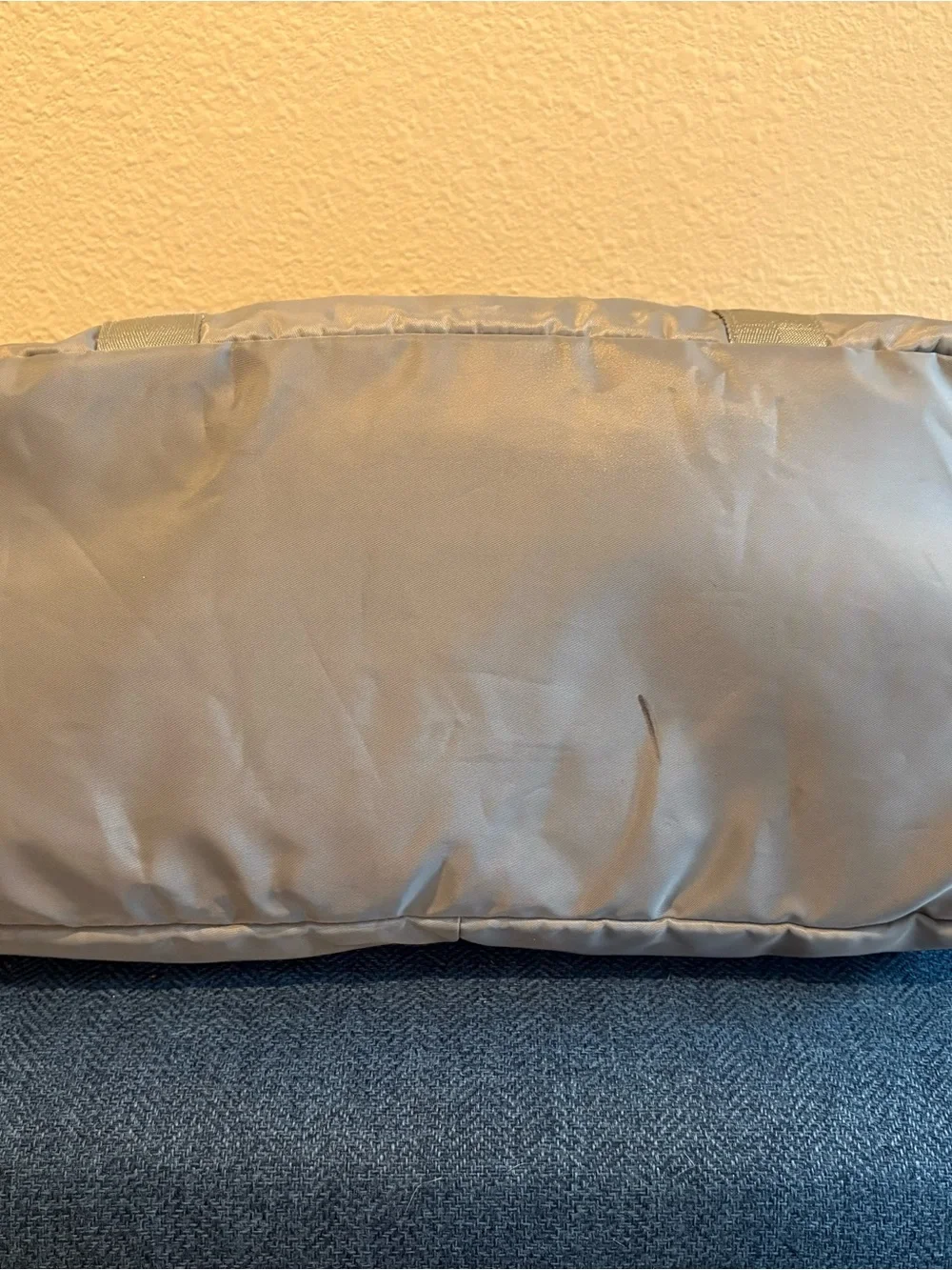 Gray Weekend Duffel Bag - Unbranded